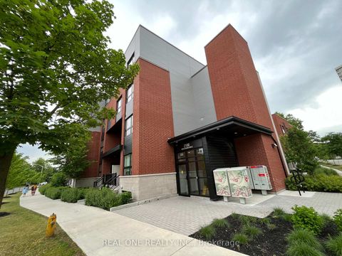Photo 1 at 318 - 2100 Bridletowne Circle, L'Amoreaux, Toronto