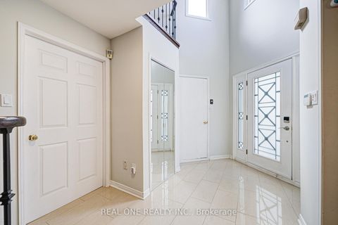 Photo 4 at 58 Joseph Aaron Boulevard, Brownridge, Vaughan