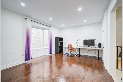 Photo 9 at 58 Joseph Aaron Boulevard, Brownridge, Vaughan