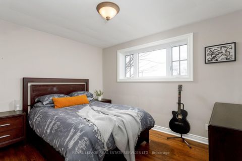 Photo 16 at 2088 Saxon Road, WO West, Oakville
