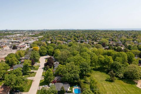 Photo 38 at 2088 Saxon Road, WO West, Oakville
