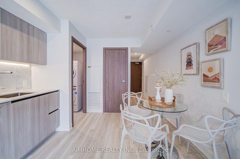 Photo 10 at 1102 - 19 Bathurst Street, Waterfront Communities C1, Toronto