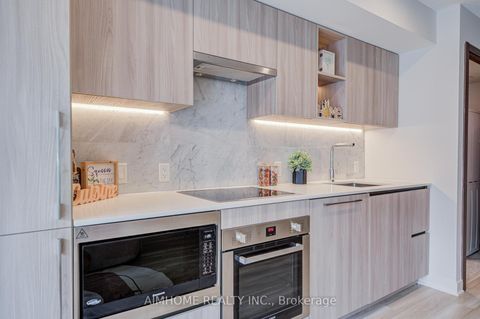 Photo 16 at 1102 - 19 Bathurst Street, Waterfront Communities C1, Toronto
