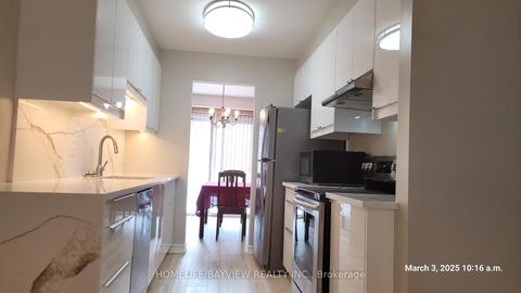 Photo 10 at 87 Moorehouse Drive, Milliken, Toronto