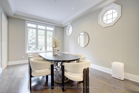 Photo 9 at 92 Heintzman Crescent, Patterson, Vaughan
