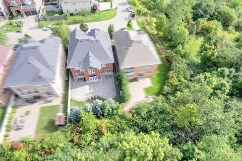 Photo 49 at 92 Heintzman Crescent, Patterson, Vaughan