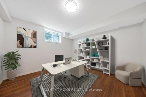 Photo 23 at 3 Glendower Circuit, L'Amoreaux, Toronto