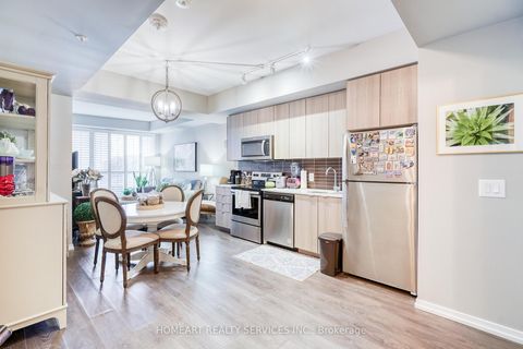 Photo 1 at 315 - 3237 Bayview Avenue N, Bayview Village, Toronto