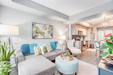 Photo 6 at 315 - 3237 Bayview Avenue N, Bayview Village, Toronto