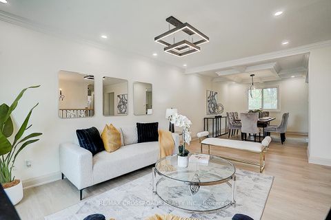 Photo 7 at 160 letitia Street, Letitia Heights, Barrie