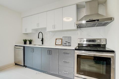 Photo 14 at 160 letitia Street, Letitia Heights, Barrie