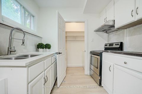 Photo 33 at 160 letitia Street, Letitia Heights, Barrie