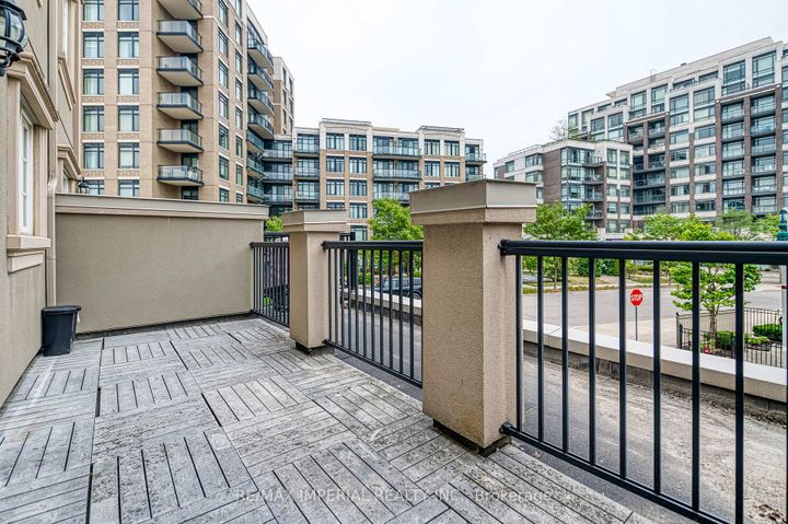 Photo 20 at 21 MACKENZIE'S STAND Avenue, Unionville, Markham