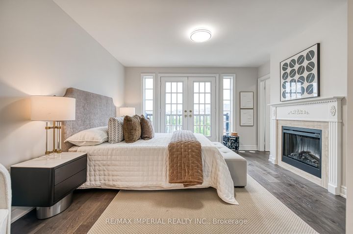 Photo 34 at 21 MACKENZIE'S STAND Avenue, Unionville, Markham