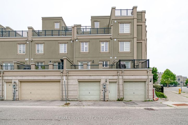Photo 45 at 21 MACKENZIE'S STAND Avenue, Unionville, Markham