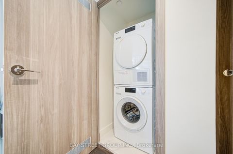 Photo 34 at 1507 - 27 McMahon Drive, Bayview Village, Toronto