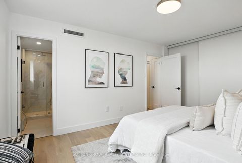 Photo 23 at 907 - 812 Burnhamthorpe Road, Markland Wood, Toronto