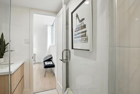 Photo 27 at 907 - 812 Burnhamthorpe Road, Markland Wood, Toronto