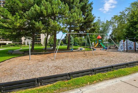 Photo 32 at 907 - 812 Burnhamthorpe Road, Markland Wood, Toronto