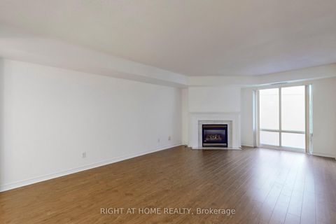 Photo 3 at 310 - 211 Randolph Road, Leaside, Toronto