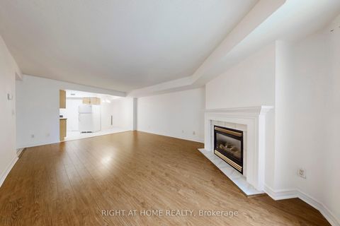 Photo 5 at 310 - 211 Randolph Road, Leaside, Toronto