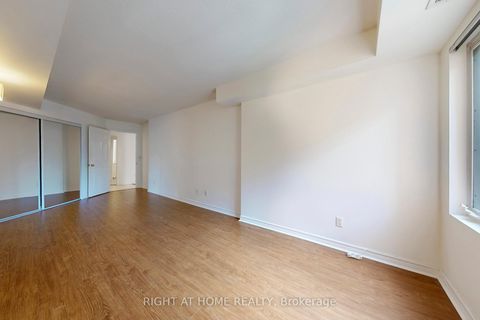 Photo 14 at 310 - 211 Randolph Road, Leaside, Toronto