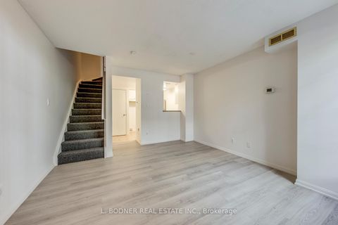 Photo 3 at 116 - 70 Douro Street, Niagara, Toronto