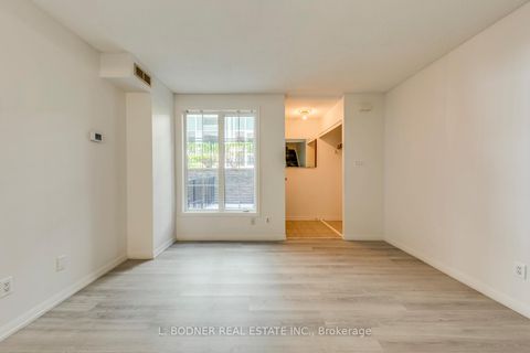 Photo 5 at 116 - 70 Douro Street, Niagara, Toronto