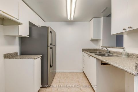 Photo 9 at 116 - 70 Douro Street, Niagara, Toronto