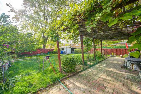 Photo 33 at 2908 Victoria Park Avenue, Pleasant View, Toronto
