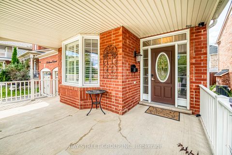Photo 3 at 604 Mavrinac Boulevard, Bayview Northeast, Aurora