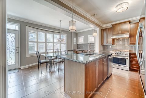 Photo 16 at 604 Mavrinac Boulevard, Bayview Northeast, Aurora