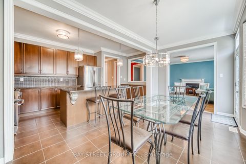 Photo 17 at 604 Mavrinac Boulevard, Bayview Northeast, Aurora