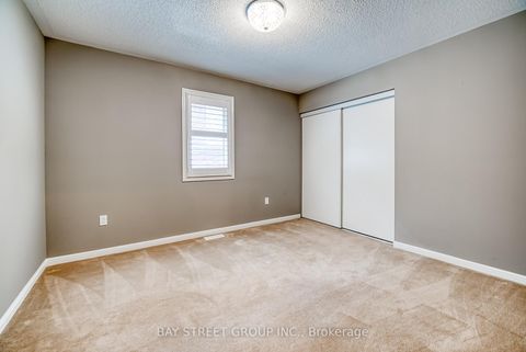 Photo 33 at 604 Mavrinac Boulevard, Bayview Northeast, Aurora