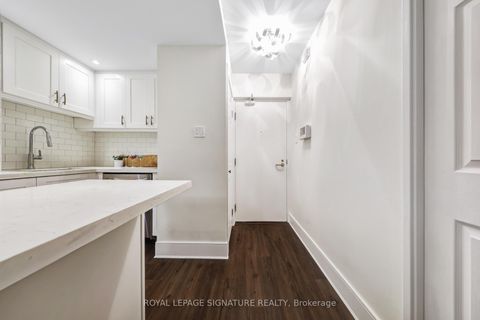 Photo 9 at 310 - 88 Charles Street E, Yonge Corridor, Toronto