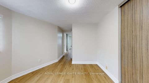 Photo 31 at 18 Littleborough Court, Highland Creek, Toronto