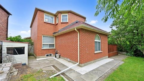 Photo 47 at 18 Littleborough Court, Highland Creek, Toronto