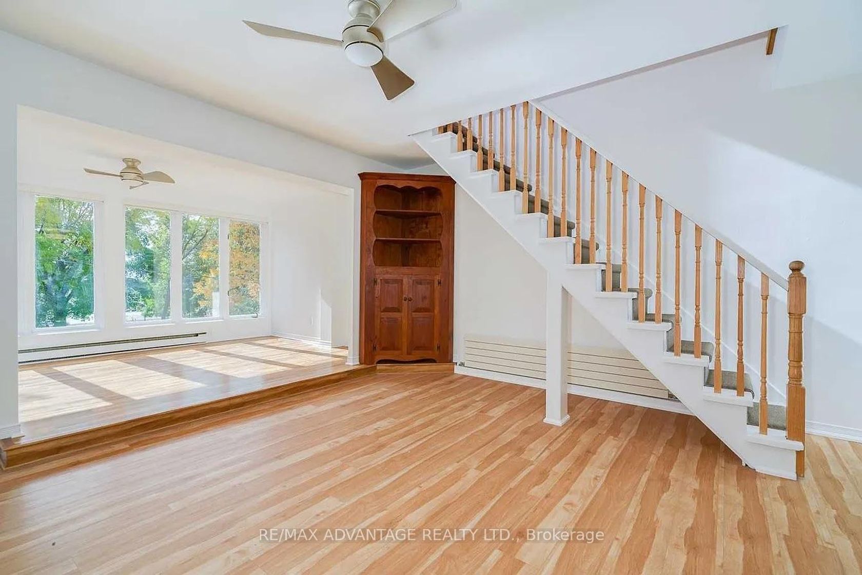 Photo 14 at 108 Hubbard Boulevard, The Beaches, Toronto Photo 14 at 108 Hubbard Boulevard, The Beaches, Toronto