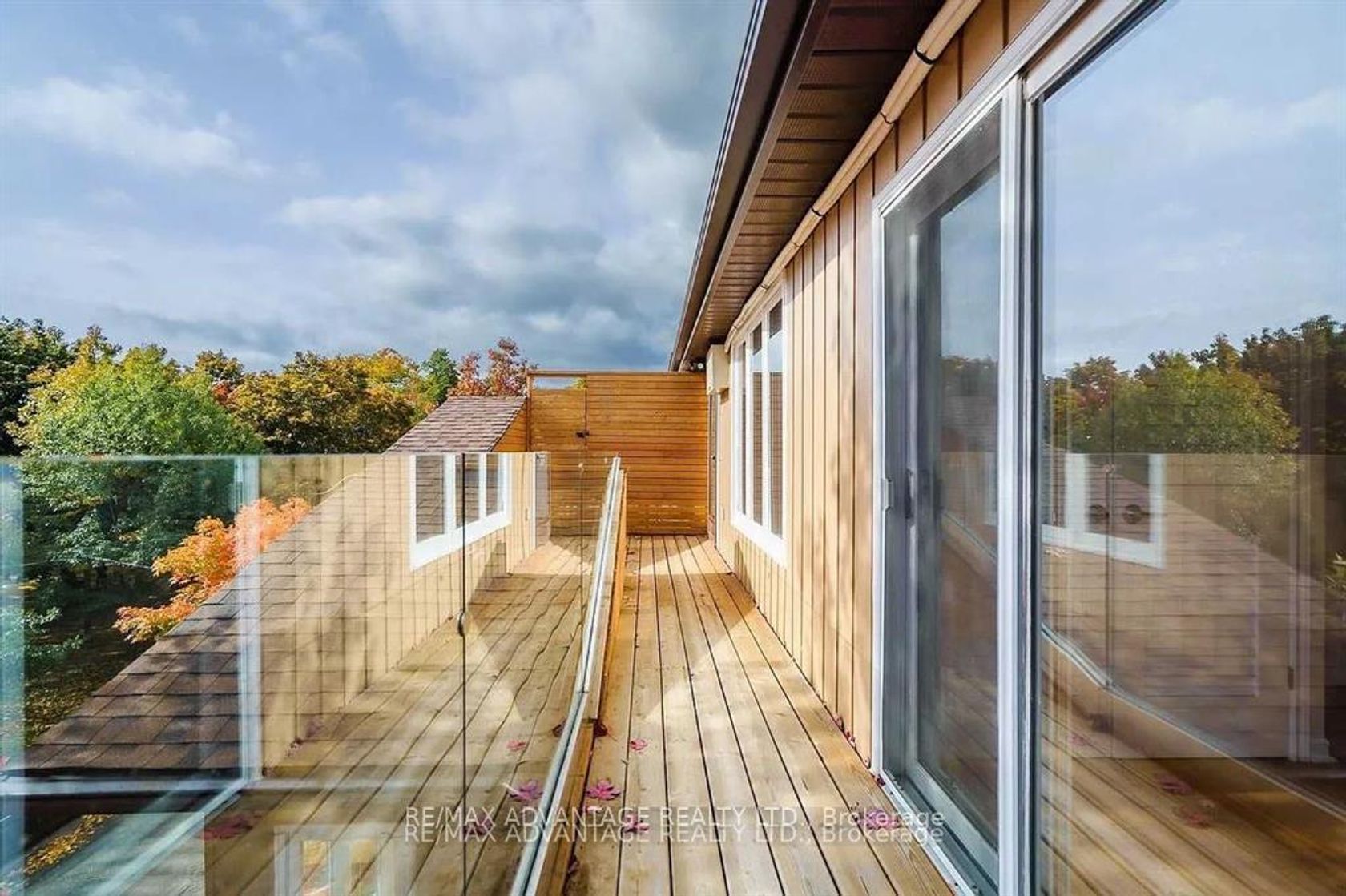 Photo 19 at 108 Hubbard Boulevard, The Beaches, Toronto Photo 19 at 108 Hubbard Boulevard, The Beaches, Toronto