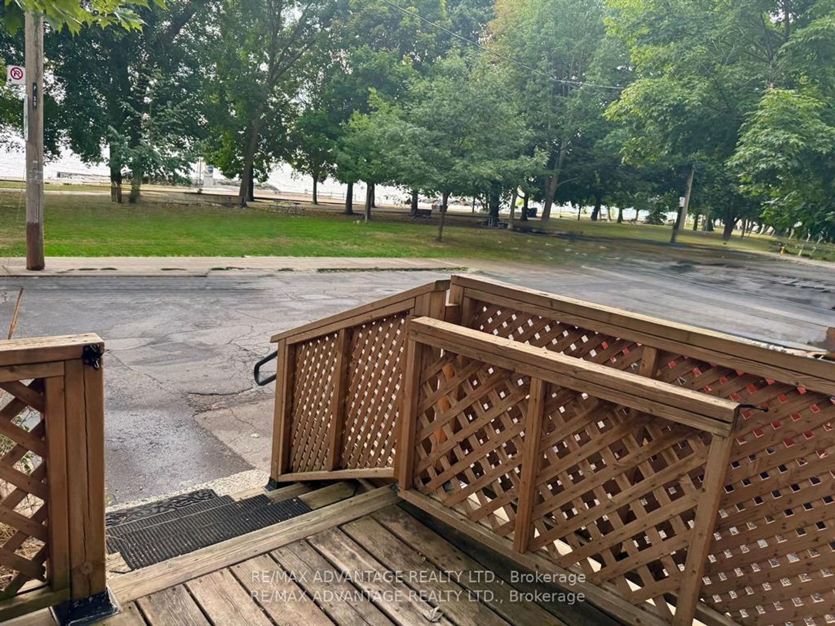 Photo 32 at 108 Hubbard Boulevard, The Beaches, Toronto Photo 32 at 108 Hubbard Boulevard, The Beaches, Toronto