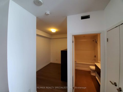 Photo 5 at 1901 - 170 Fort York Boulevard, Waterfront Communities C1, Toronto