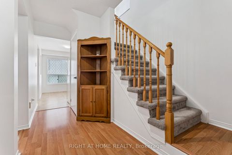 Photo 2 at 115 Laidlaw Drive, West Bayfield, Barrie Photo 2 at 115 Laidlaw Drive, West Bayfield, Barrie