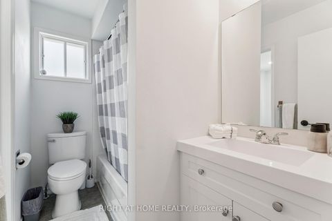 Photo 10 at 115 Laidlaw Drive, West Bayfield, Barrie Photo 10 at 115 Laidlaw Drive, West Bayfield, Barrie