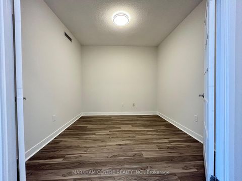 Photo 5 at 4307 - 10 Navy Wharf Court, Waterfront Communities C1, Toronto