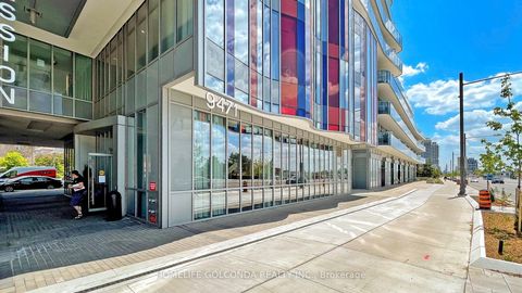 Photo 2 at 334 - 9471 Yonge Street E, Observatory, Richmond Hill