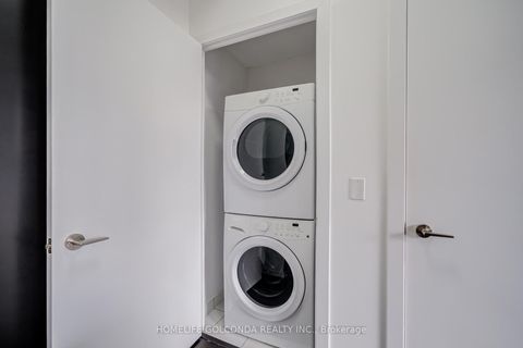 Photo 8 at 334 - 9471 Yonge Street E, Observatory, Richmond Hill