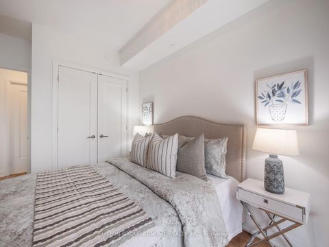 Photo 12 at 218 - 293 The Kingsway, Humber Valley, Toronto