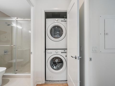Photo 15 at 218 - 293 The Kingsway, Humber Valley, Toronto