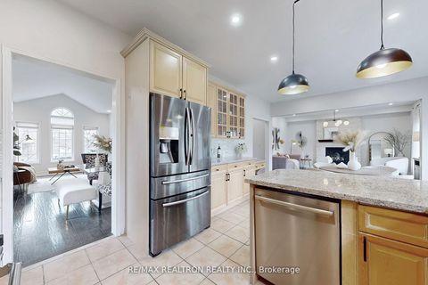 Photo 15 at 2355 Woodridge Way, WC Wedgewood Creek, Oakville