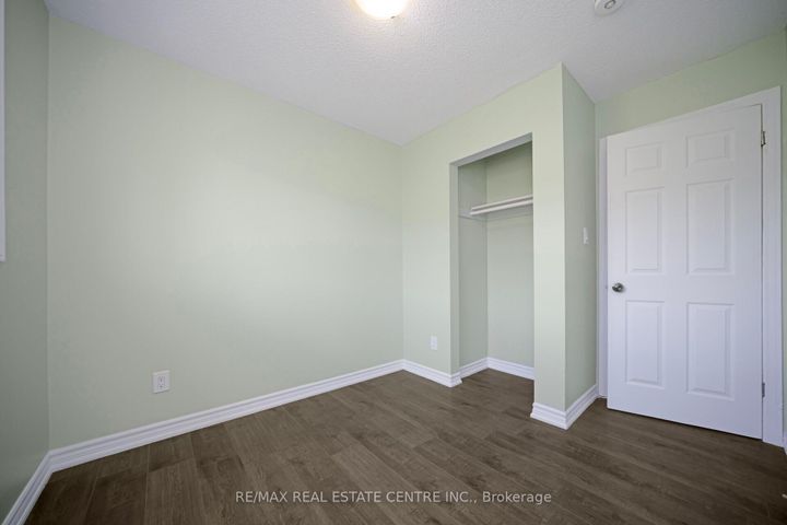 Photo 20 at 35 Madison Street, Central Park, Brampton